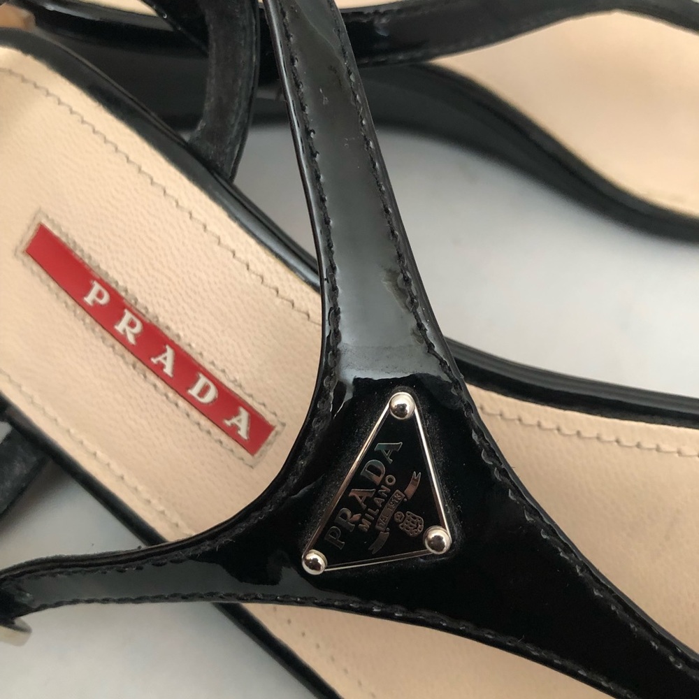 Prada patent leather T-strap wedge sandal EU36 US6 - Picture 7 of 7